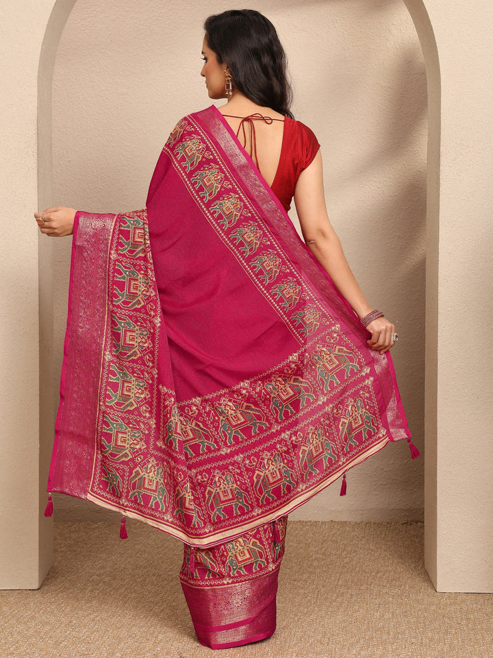 Pink Solid Georgette Saree With Unstitched Blouse Piece
