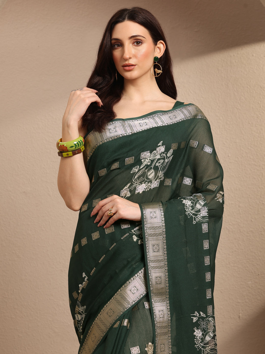 Green Printed Georgette Saree With Unstitched Blouse Piece