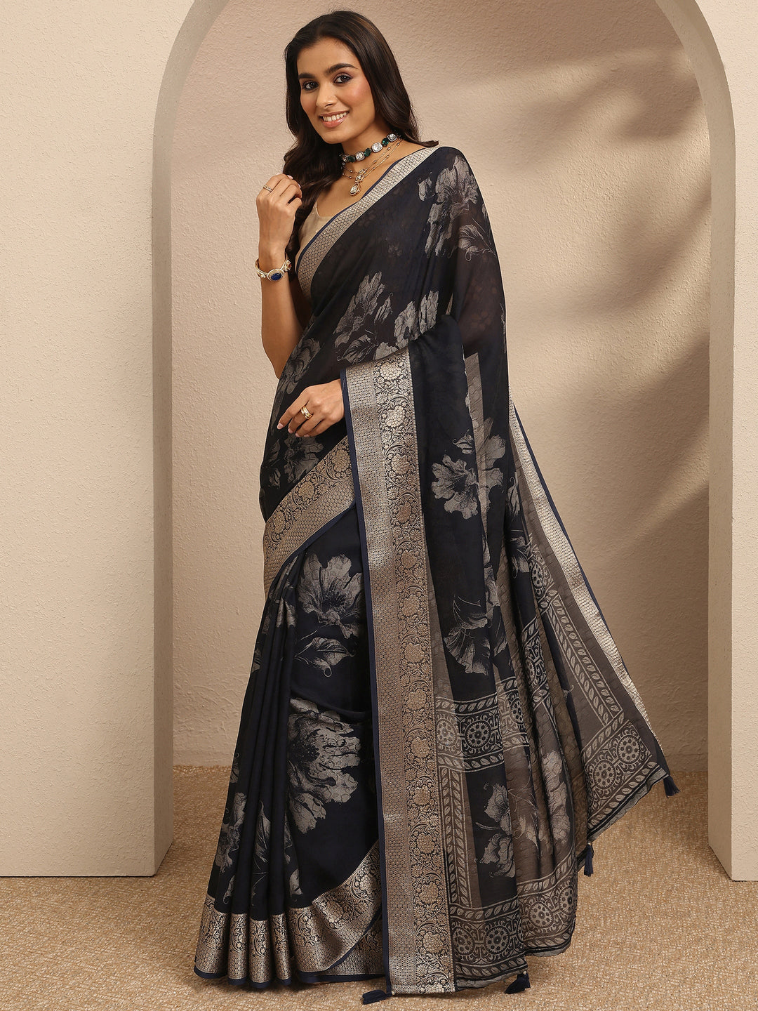 Navy Blue Printed Georgette Saree With Unstitched Blouse Piece