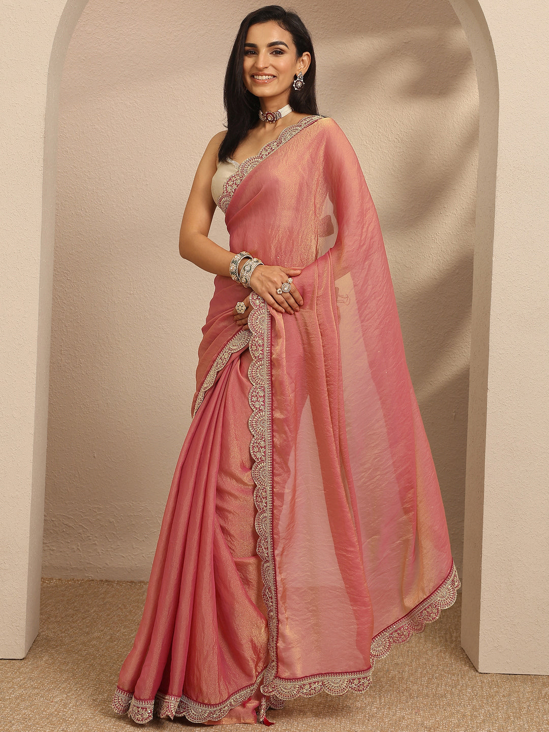 Pink Solid Organza Saree With Unstitched Blouse Piece