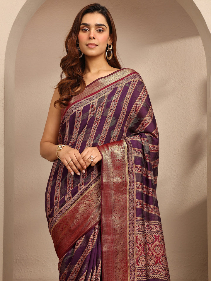 Purple Printed Silk Blend Saree With Unstitched Blouse Piece