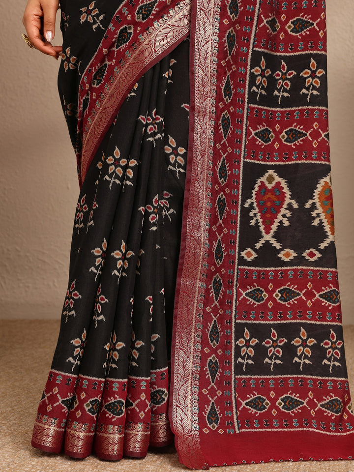 Black Printed Silk Blend Saree With Unstitched Blouse Piece