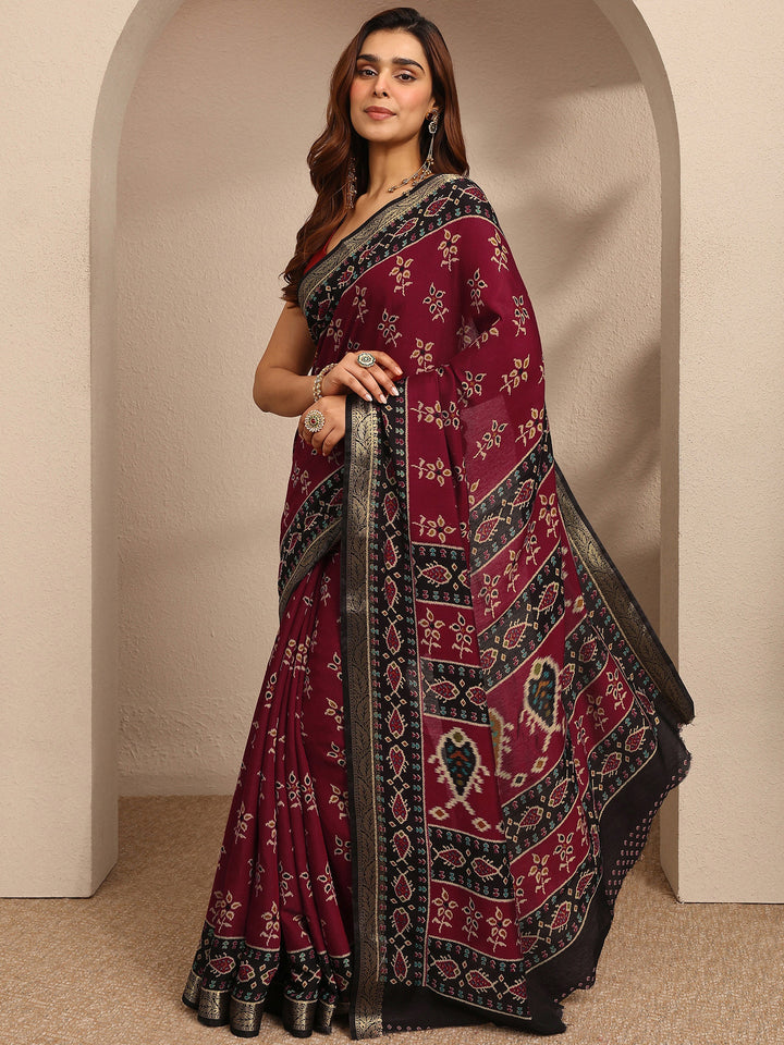 Red Printed Silk Blend Saree With Unstitched Blouse Piece