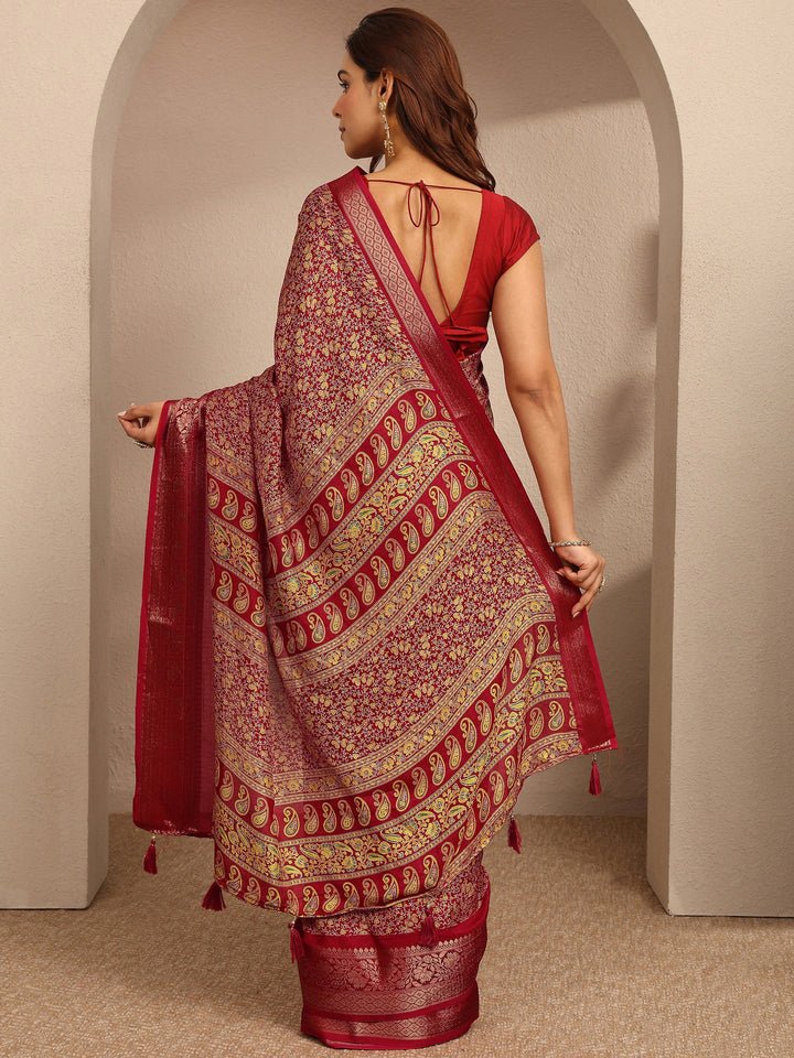 Red Printed Silk Blend Saree With Unstitched Blouse Piece