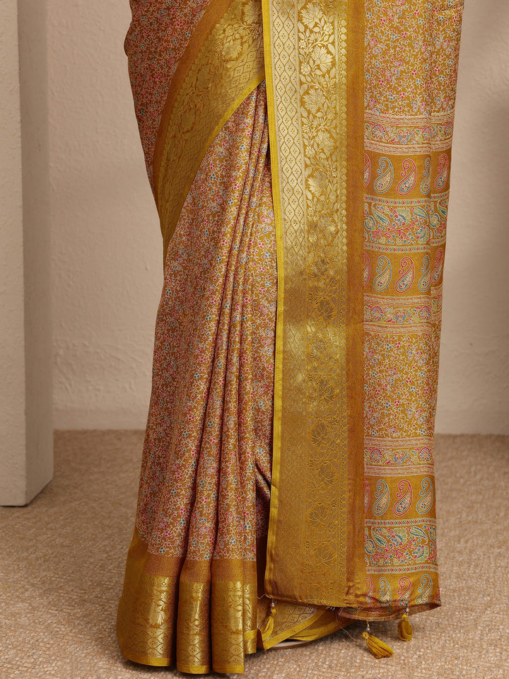 Mustard Printed Silk Blend Saree With Unstitched Blouse Piece