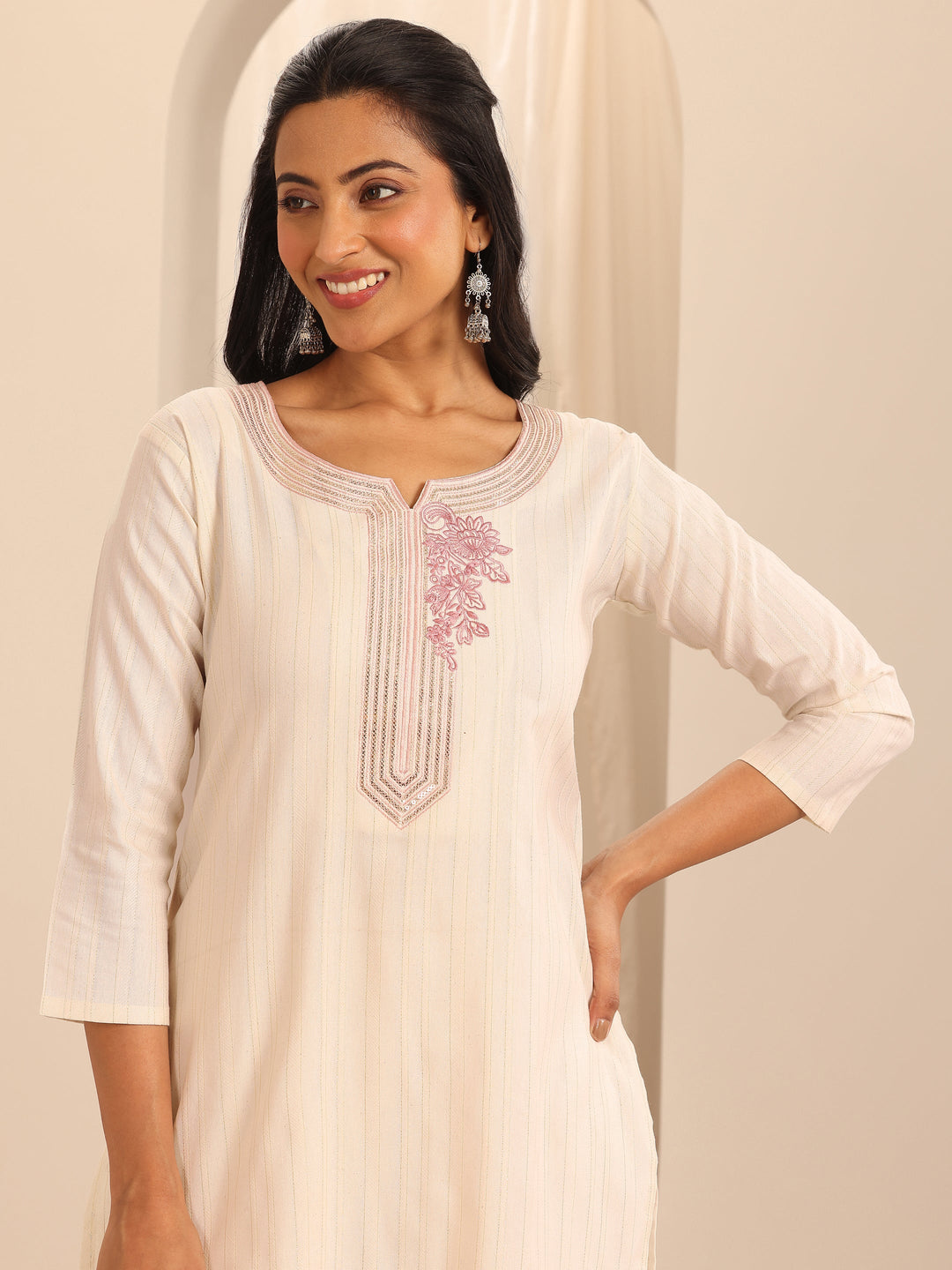 Off White Yoke Design Cotton Blend Straight Kurta