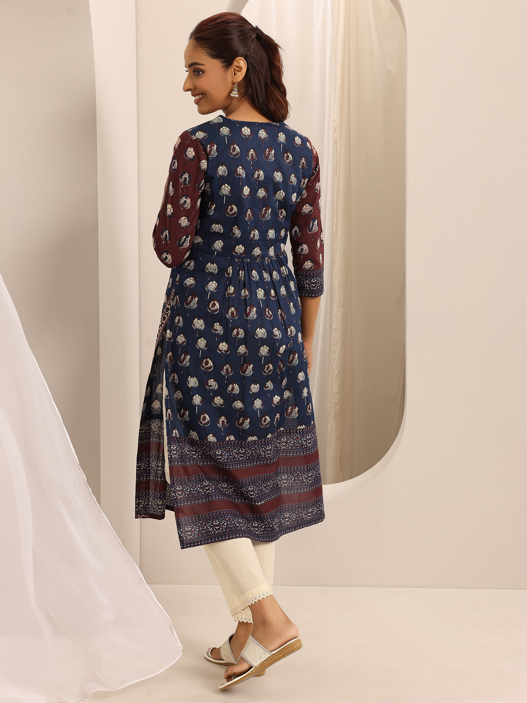 Navy blue Printed Cotton Blend Straight Kurta