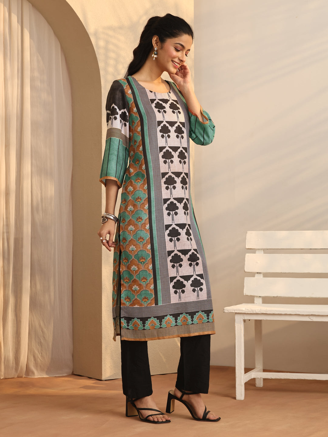 Multi Printed Cotton Blend Straight Kurta