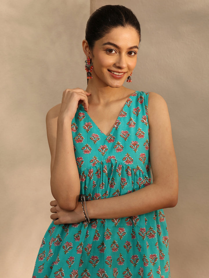 Turquoise blue Printed Cotton Blend A-Line Short Kurti