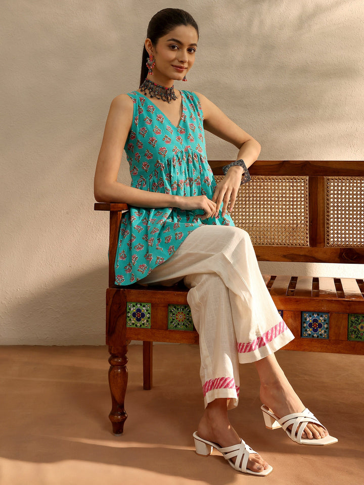 Turquoise blue Printed Cotton Blend A-Line Short Kurti