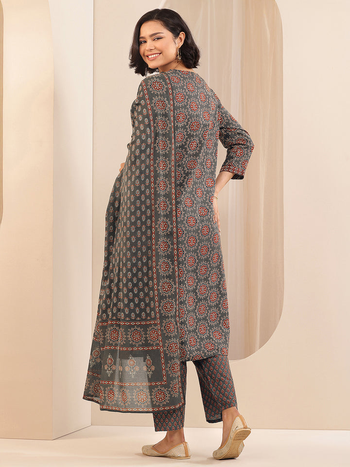 Grey Printed Cotton Straight Suit Sets With Dupatta