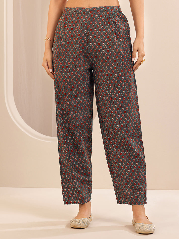 Grey Printed Cotton Straight Suit Sets With Dupatta