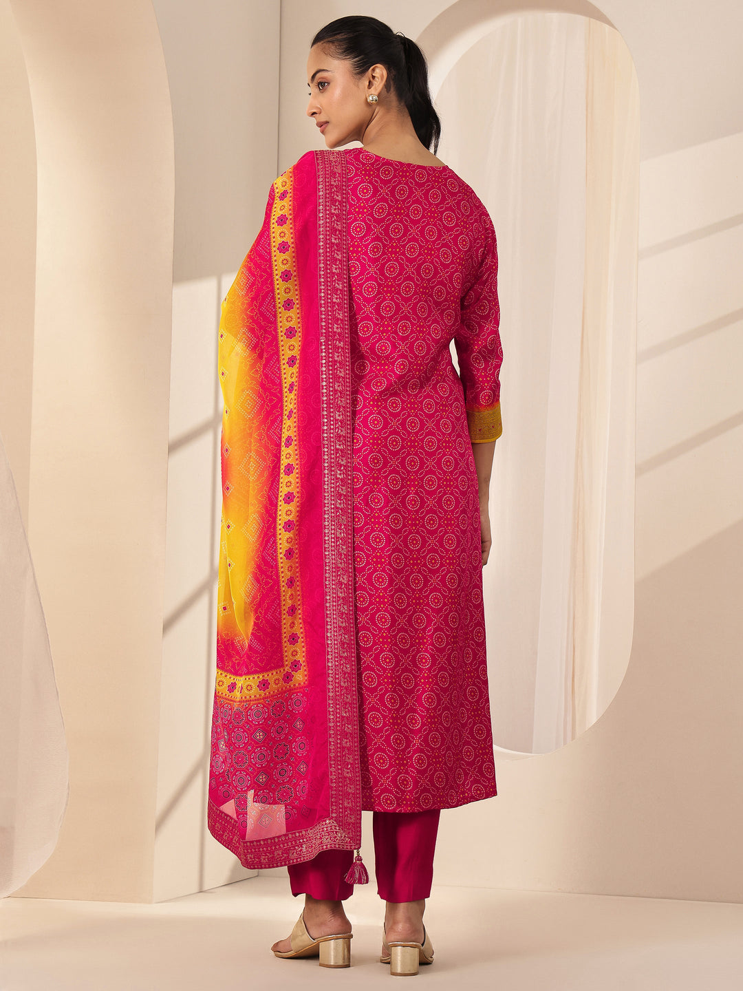 Red Printed Silk Blend Straight Suit Sets With Dupatta