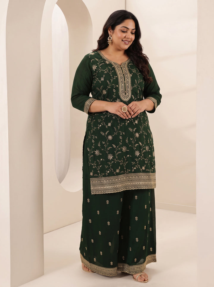 Plus Size Green Embroidered Silk Blend Straight Suit Sets With Dupatta