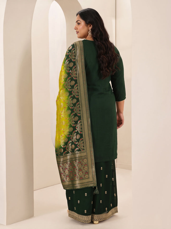 Plus Size Green Embroidered Silk Blend Straight Suit Sets With Dupatta