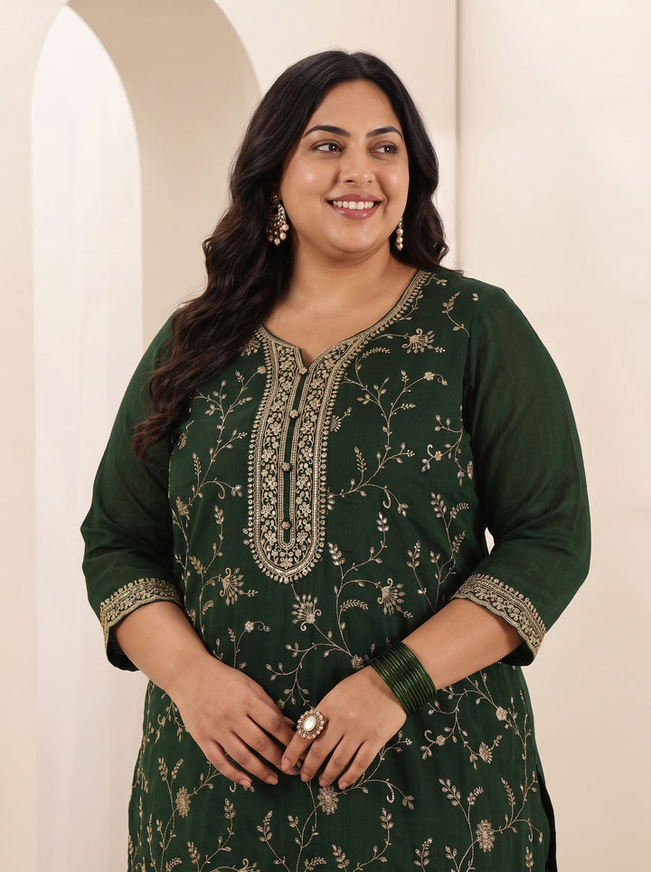 Plus Size Green Embroidered Silk Blend Straight Suit Sets With Dupatta