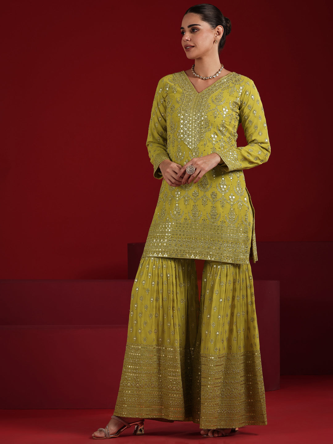 Green Embroidered Georgette Straight Suit Set With Dupatta
