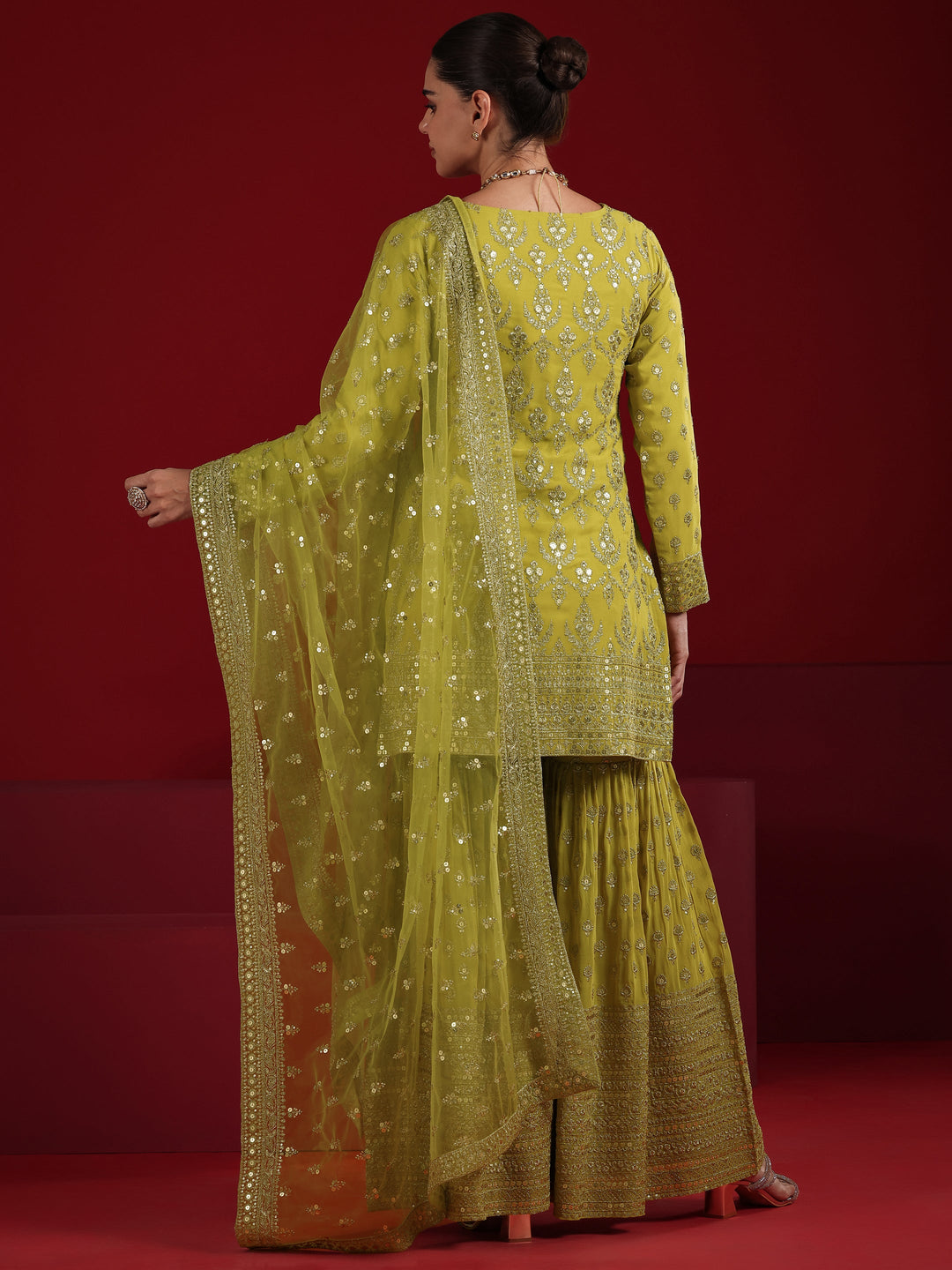 Green Embroidered Georgette Straight Suit Set With Dupatta