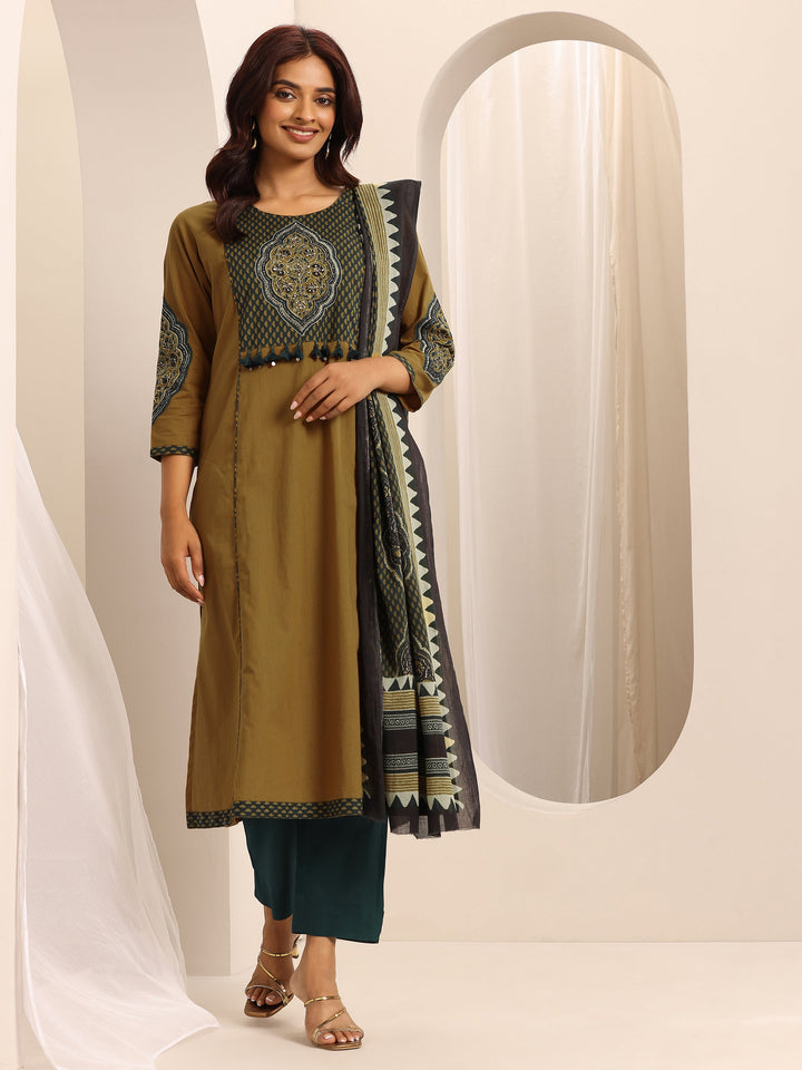 Yellow Printed Cotton Blend Straight Suit Set With Dupatta