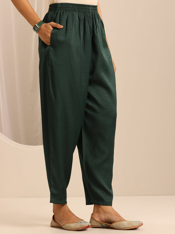 Green Woven Cotton Blend Straight Suit Set With Dupatta
