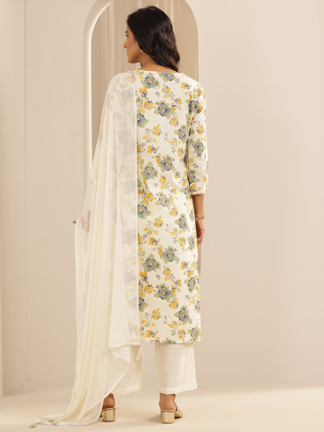 Off white Printed Cotton Straight Suit Set With Dupatta