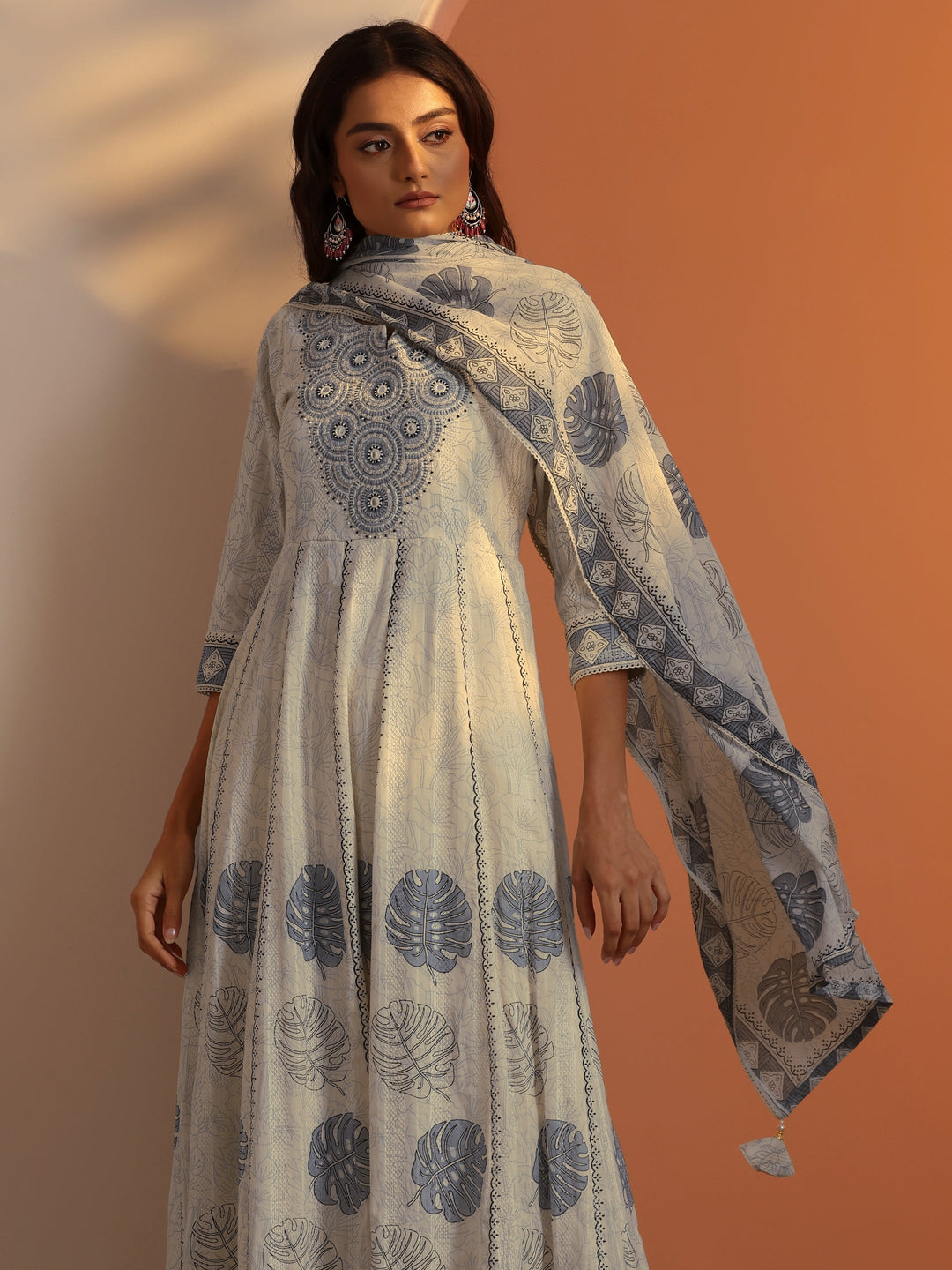 white embroidered anarkali dress Nora fatehi White cotton floral printed long anarkali suit