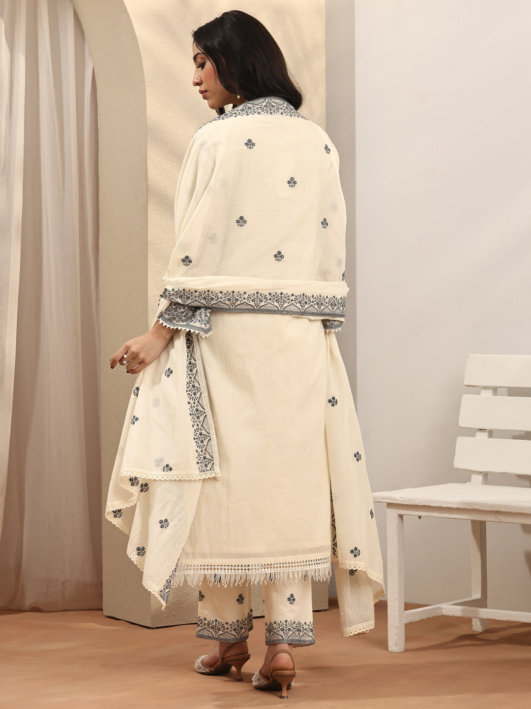Off white Embroidered Cotton Straight Suit Set With Dupatta
