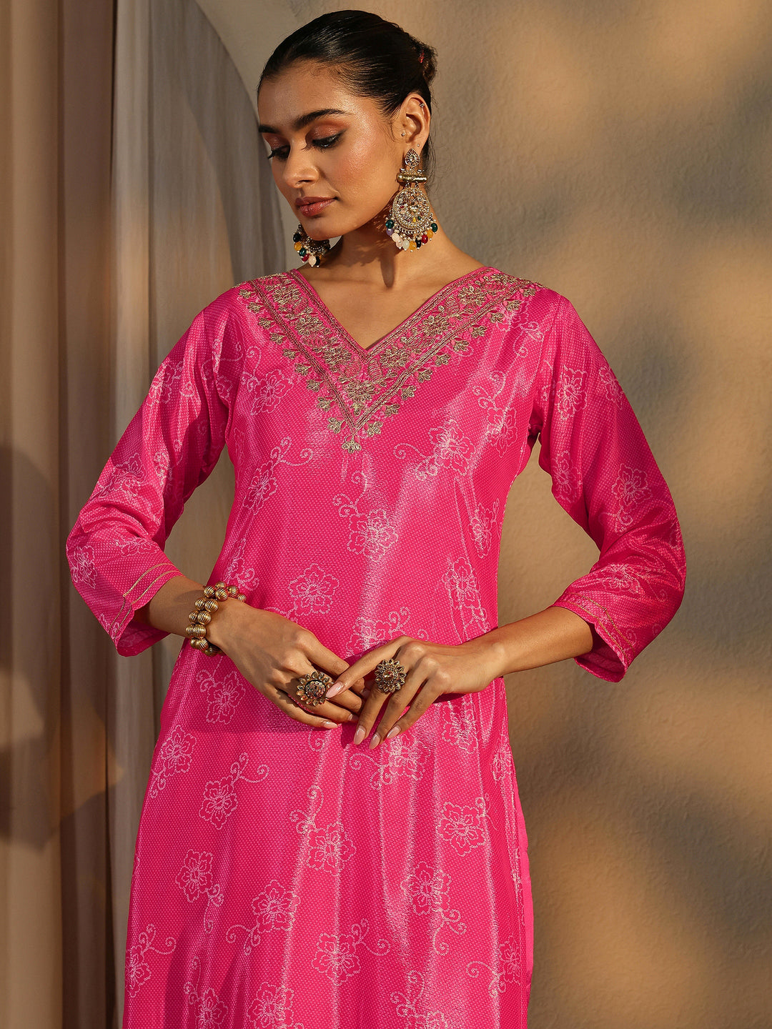 Pink Bandhani Printed Chinon Straight Suit Set With Dupatta