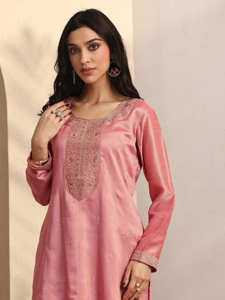 Pink Embroidered Silk blend Straight Suit Set With Dupatta