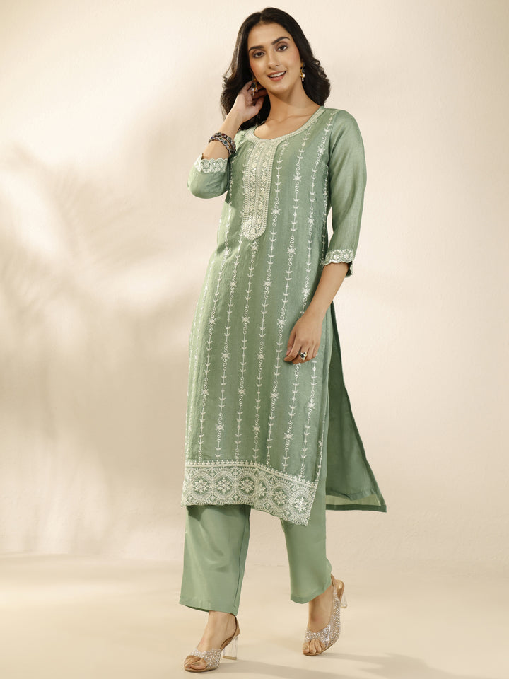 Green Embroidered Silk Blend Straight Suit Set With Dupatta
