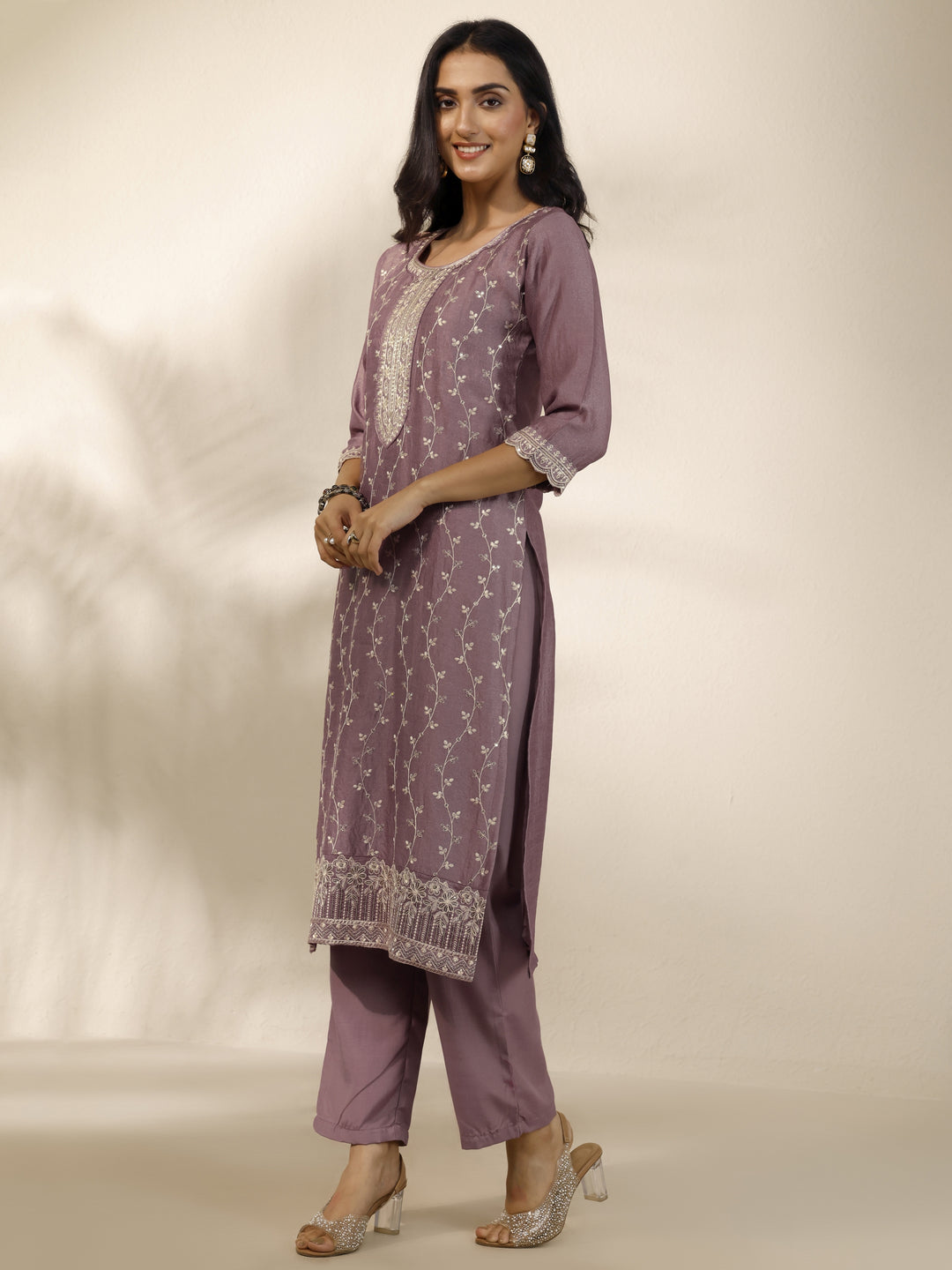 Mauve Embroidered Silk Blend Straight Suit Set With Dupatta