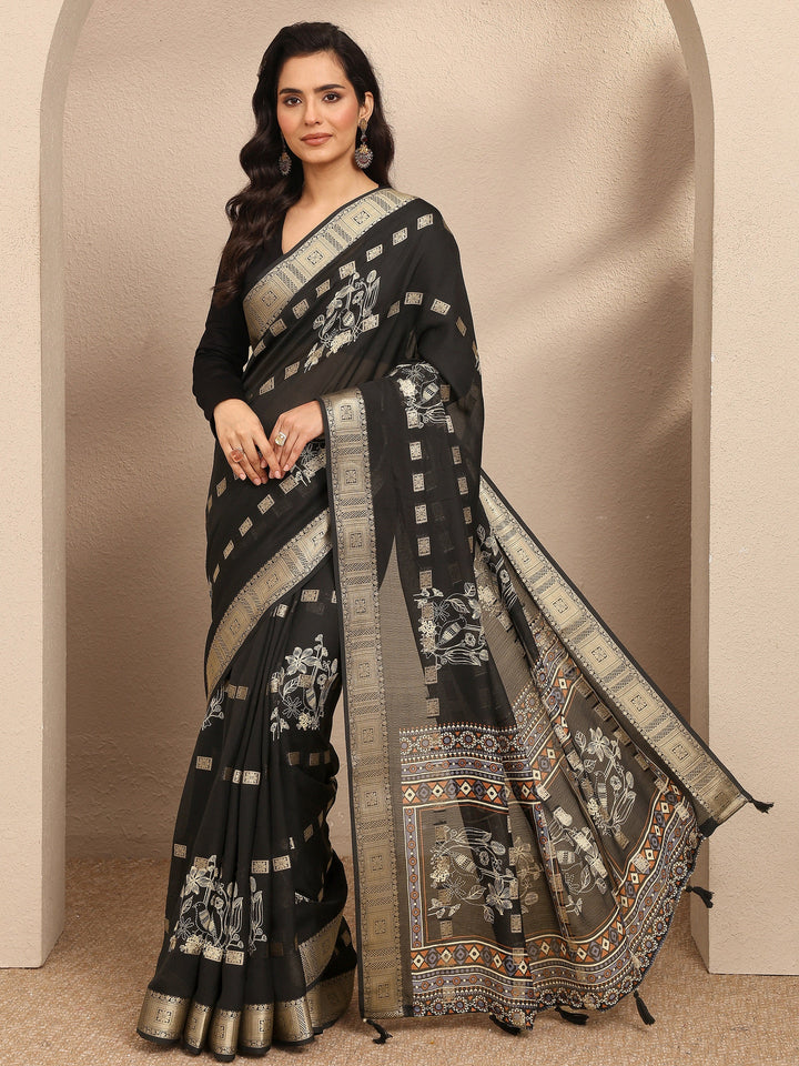 Black Printed Georgette Saree With Unstitched Blouse Piece