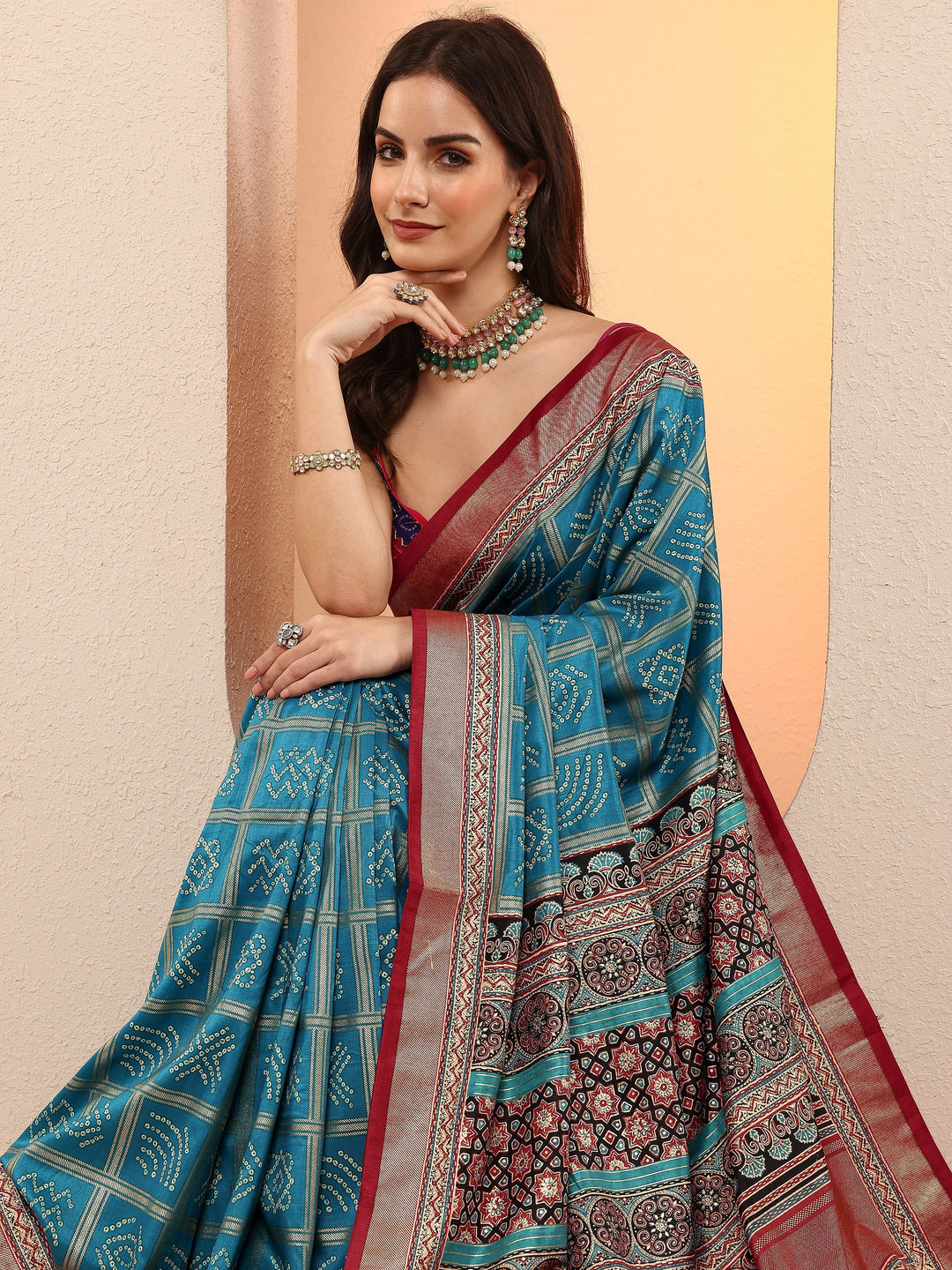 Blue Bandhani Printed Sarees With Unstitched Blouse Piece