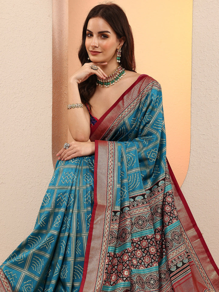 Blue Bandhani Printed Sarees With Unstitched Blouse Piece