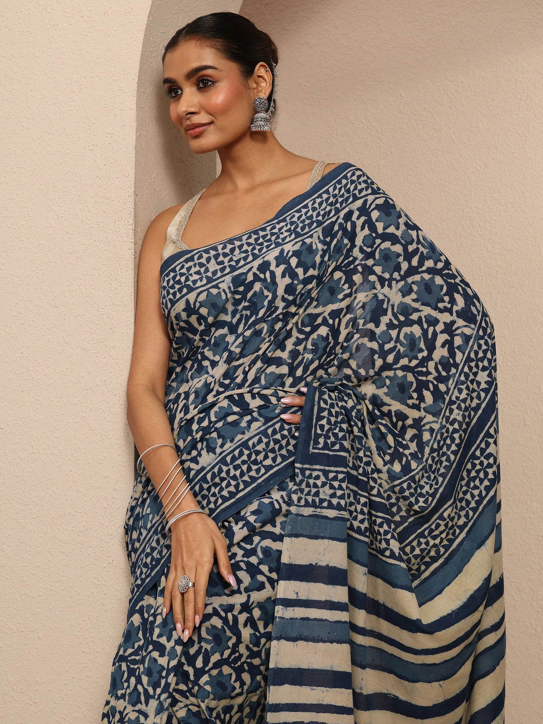 Blue Block Printed Cotton Saree With Unstitched Blouse Piece