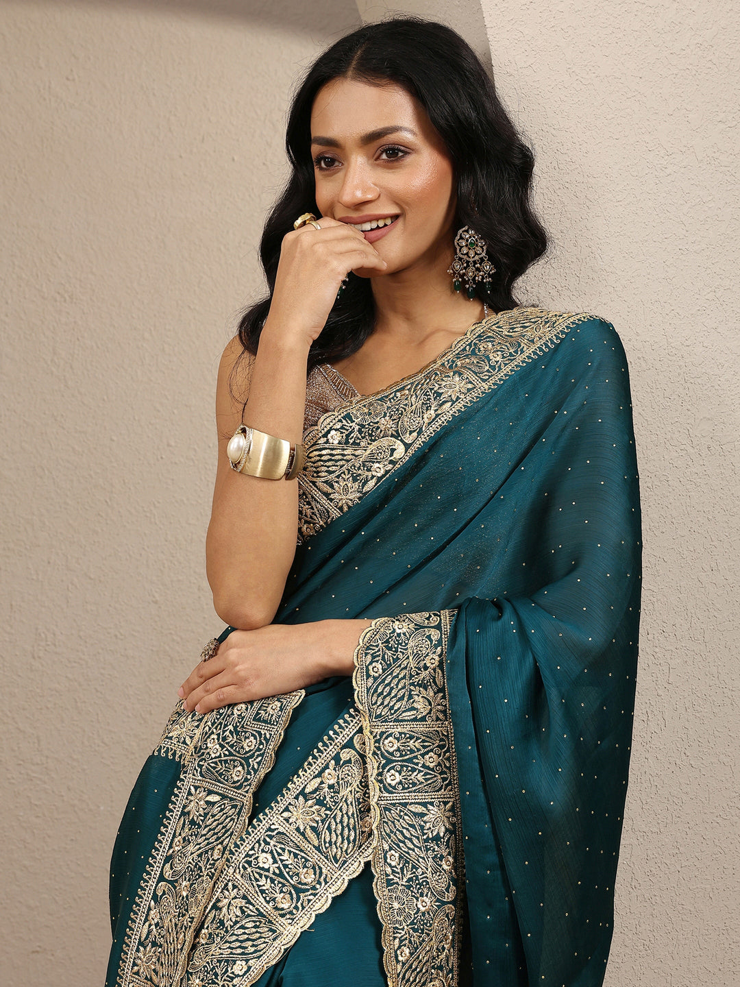 Blue Embellished Silk Blend Saree With Unstitched Blouse Piece