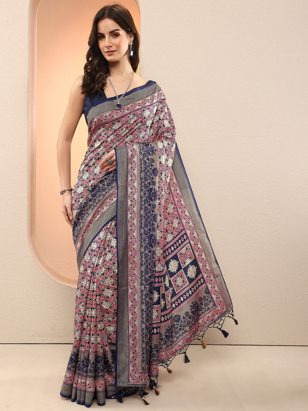 Blue Printed Silk Blend Sarees With Unstitched Blouse Piece