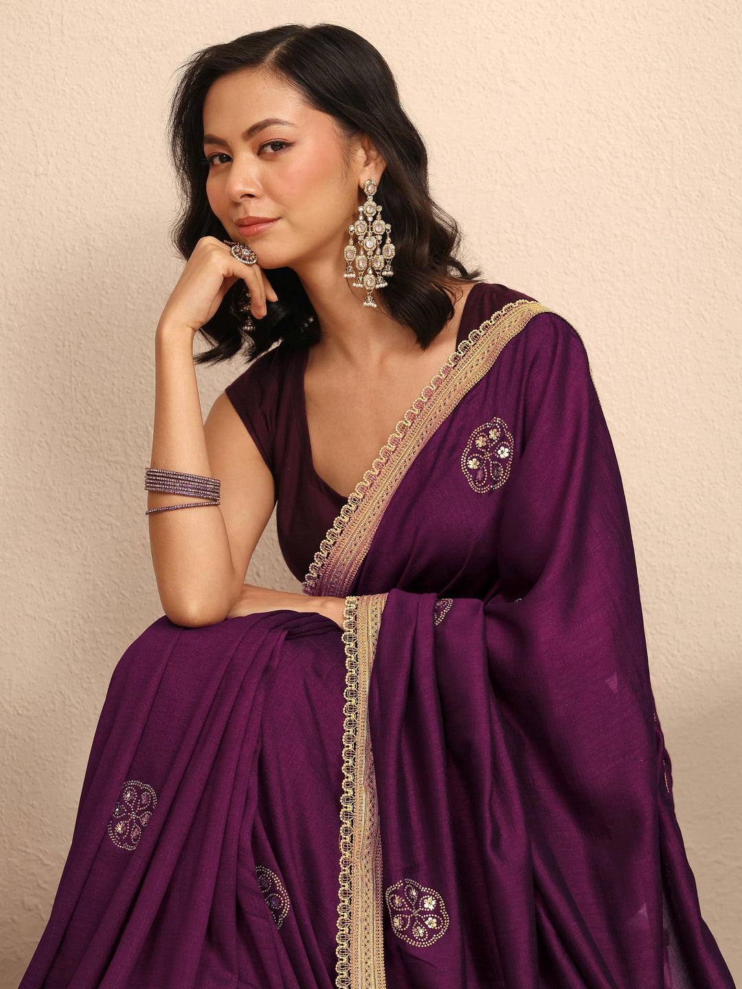 Burgundy Embellished Silk Blend Saree With Unstitched Blouse Piece