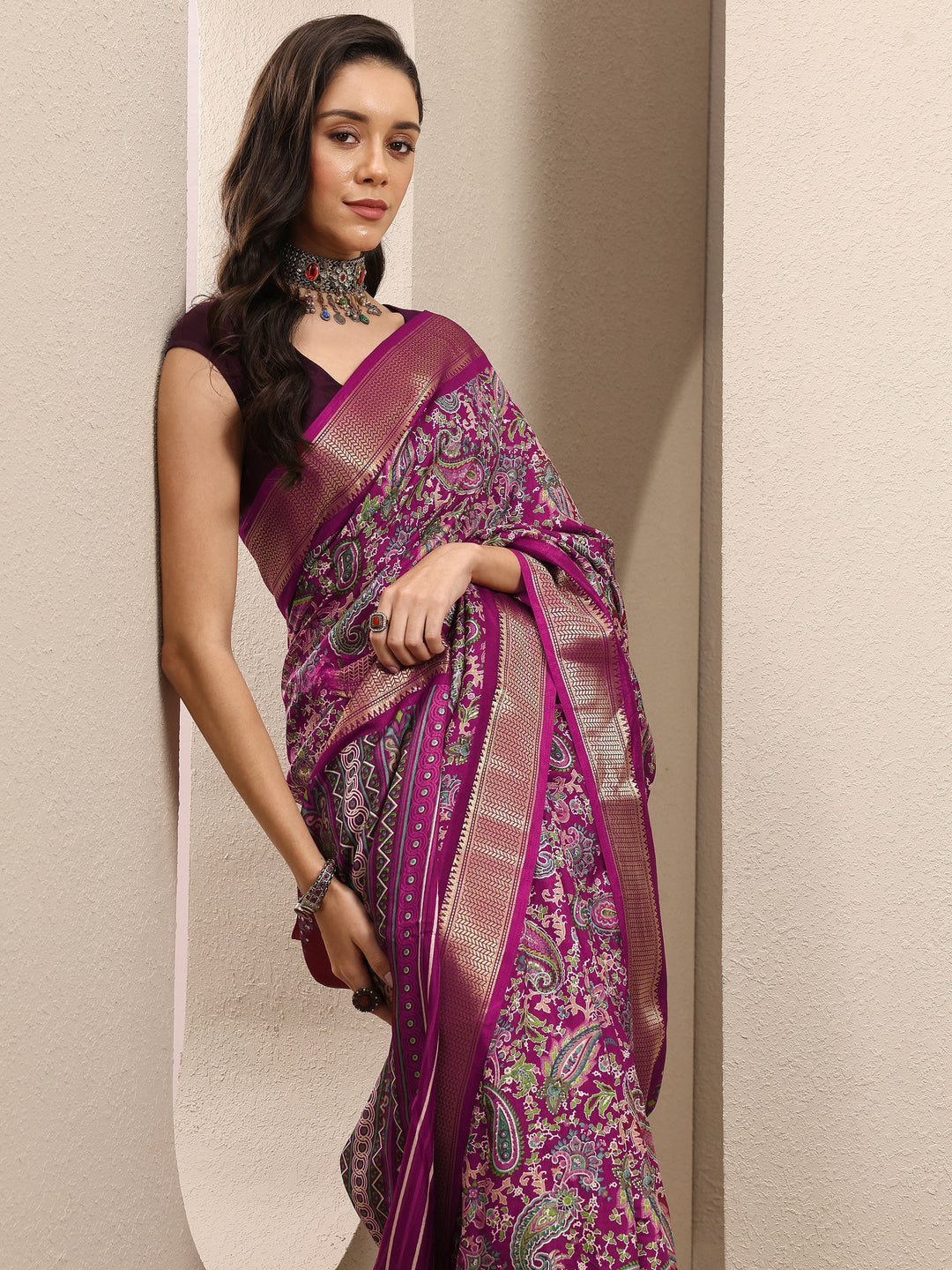 Burgundy Paisley Printed Silk Blend Saree With Unstitched Blouse Piece
