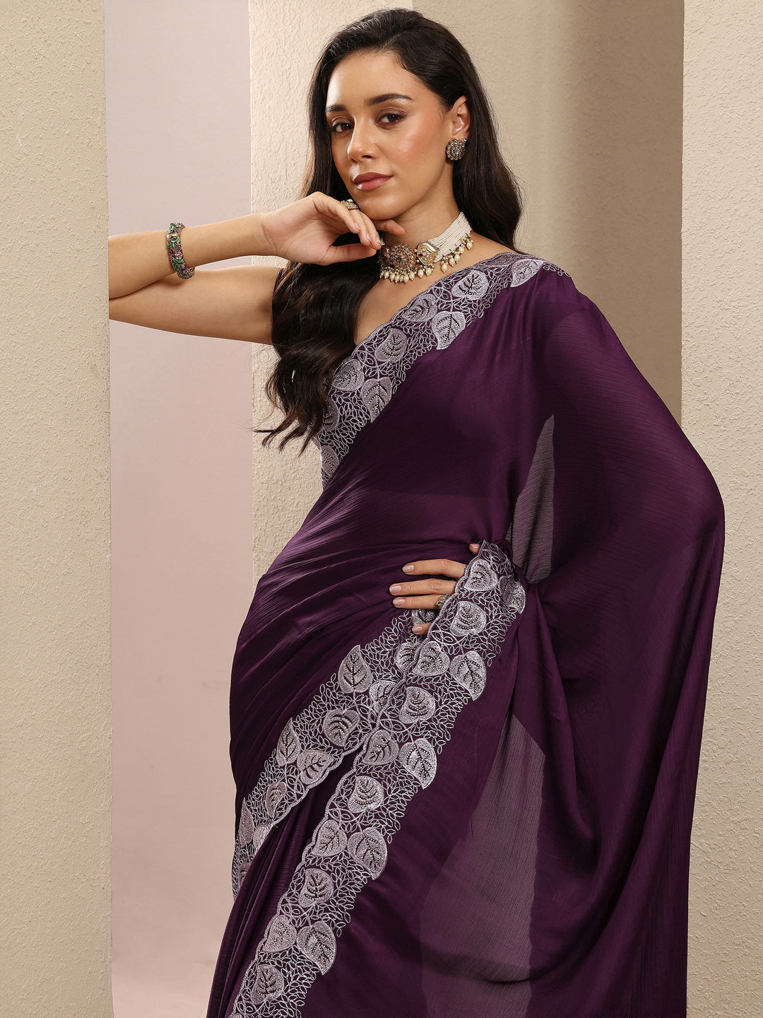 Burgundy Solid Silk Blend Saree With Unstitched Blouse Piece