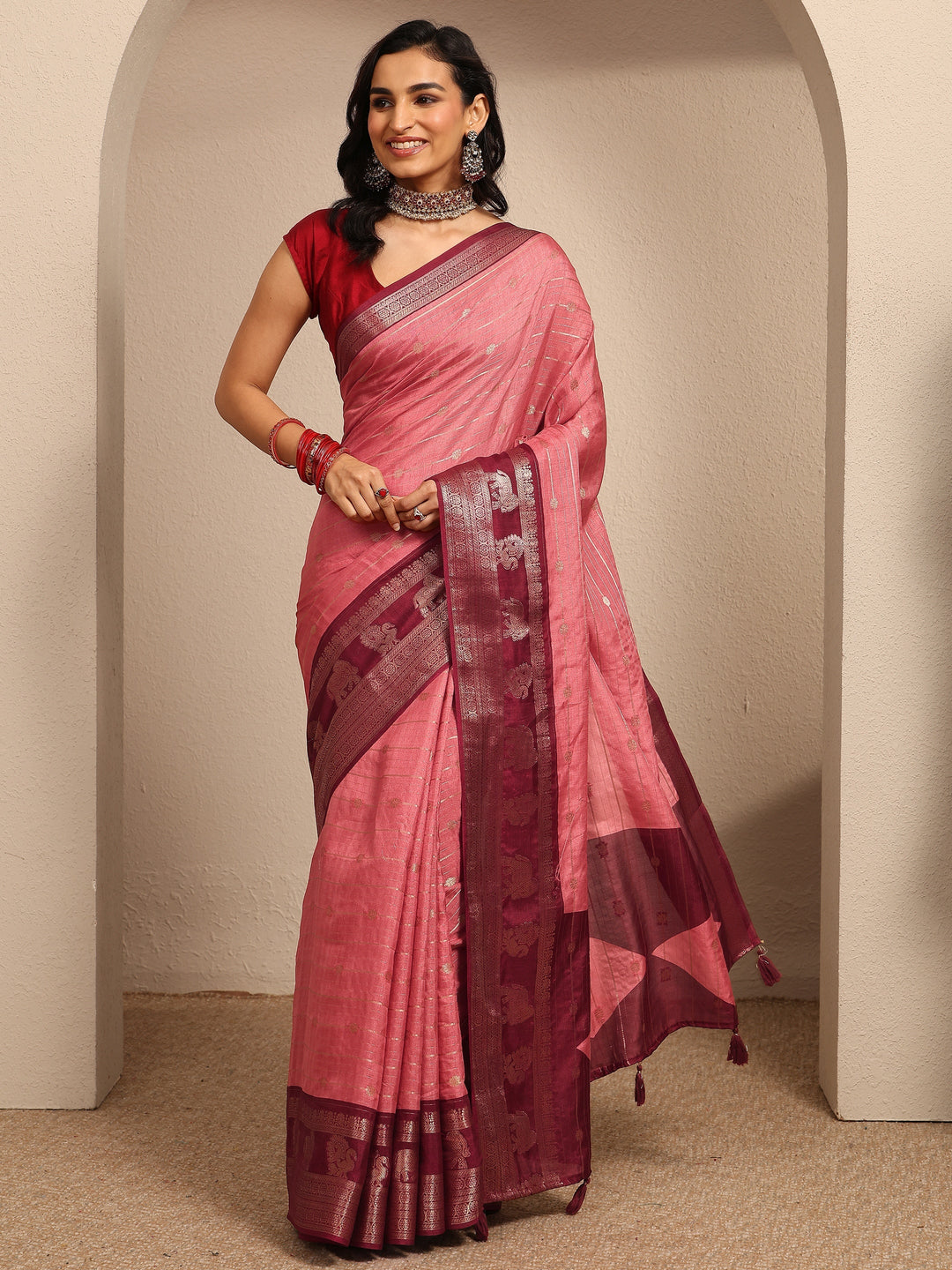 Coral Woven Design Silk Blend Saree With Unstitched Blouse Piece