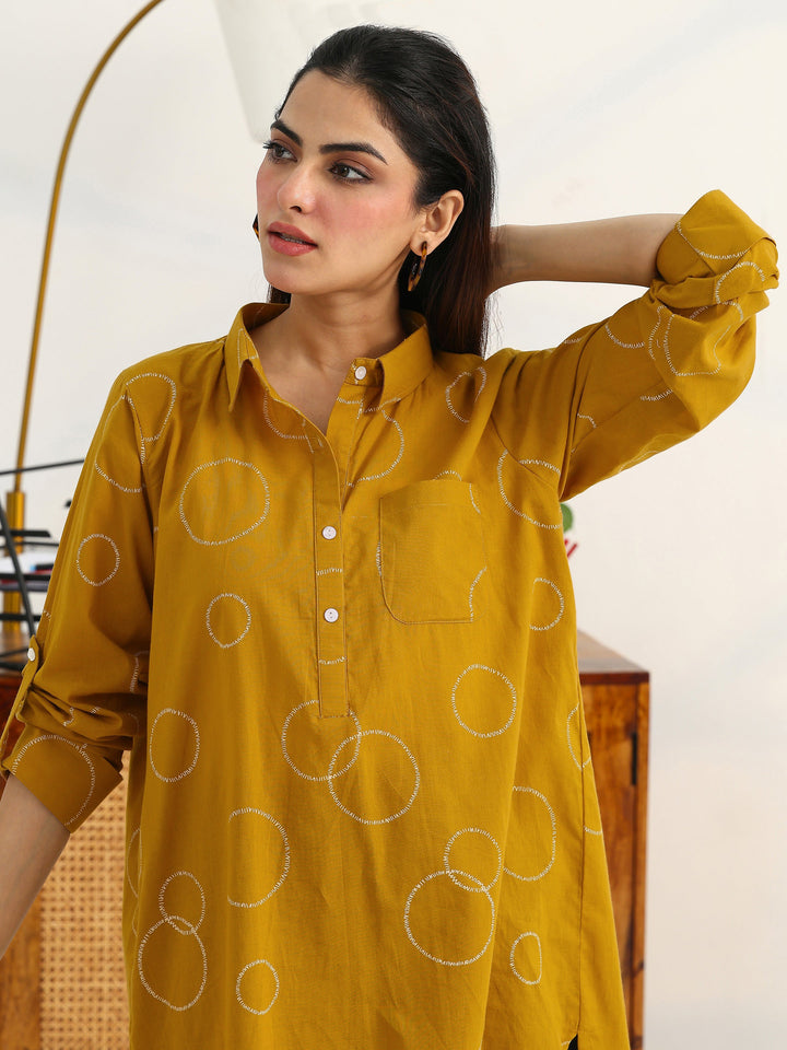 Mustard Geometric Printed Cotton Blend Straight Short Kurti