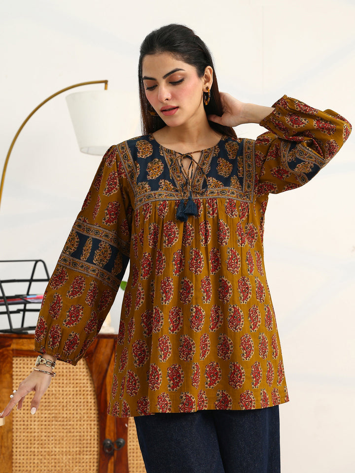 Mustard Ethnic Motifs Printed Cotton Blend Straight Short Kurti