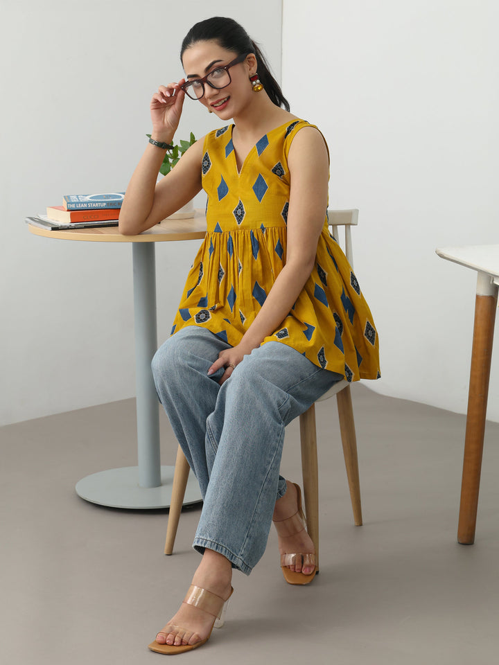 Gerua Yellow Geometric Printed Cotton Blend Anarkali Short Kurti