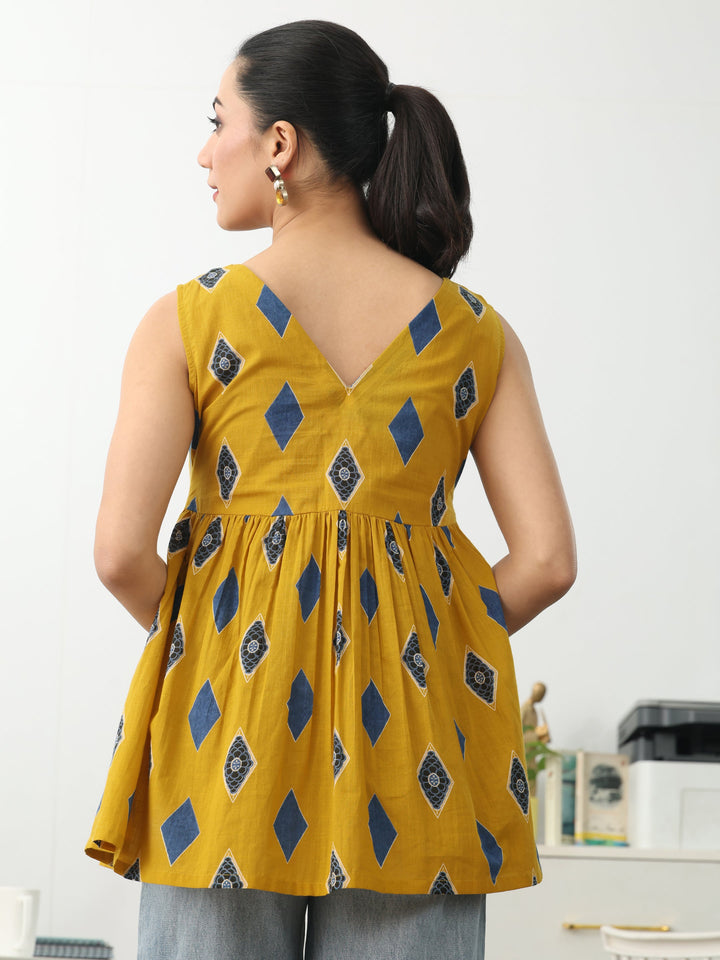 Gerua Yellow Geometric Printed Cotton Blend Anarkali Short Kurti