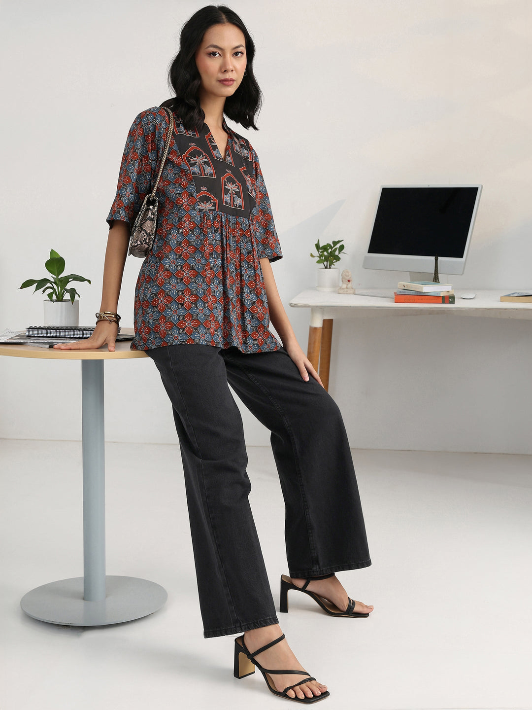 Blue Geometric Printed Cotton Blend A-Line Short Kurti