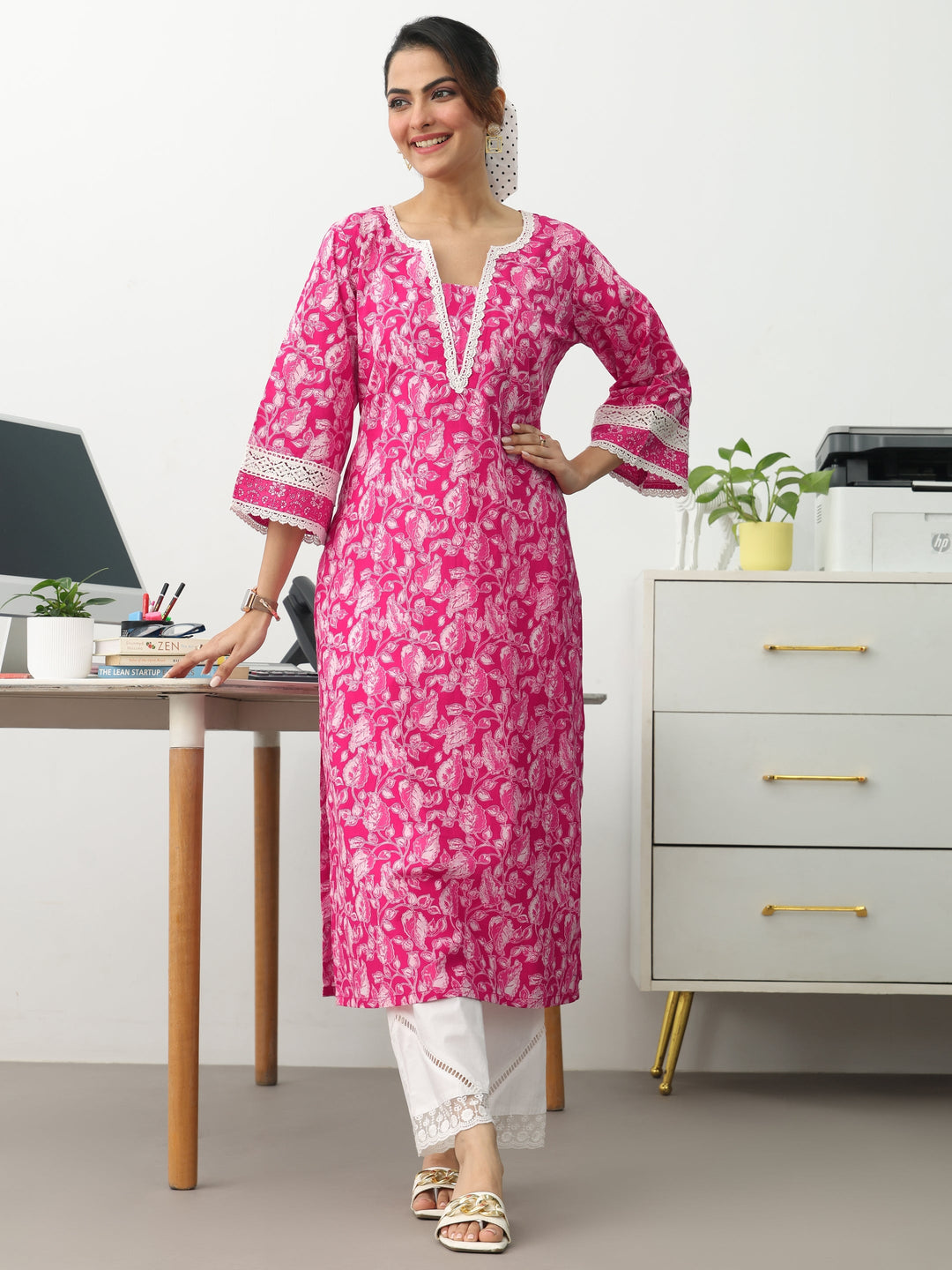 Pink Floral Printed Cotton Straight Kurta