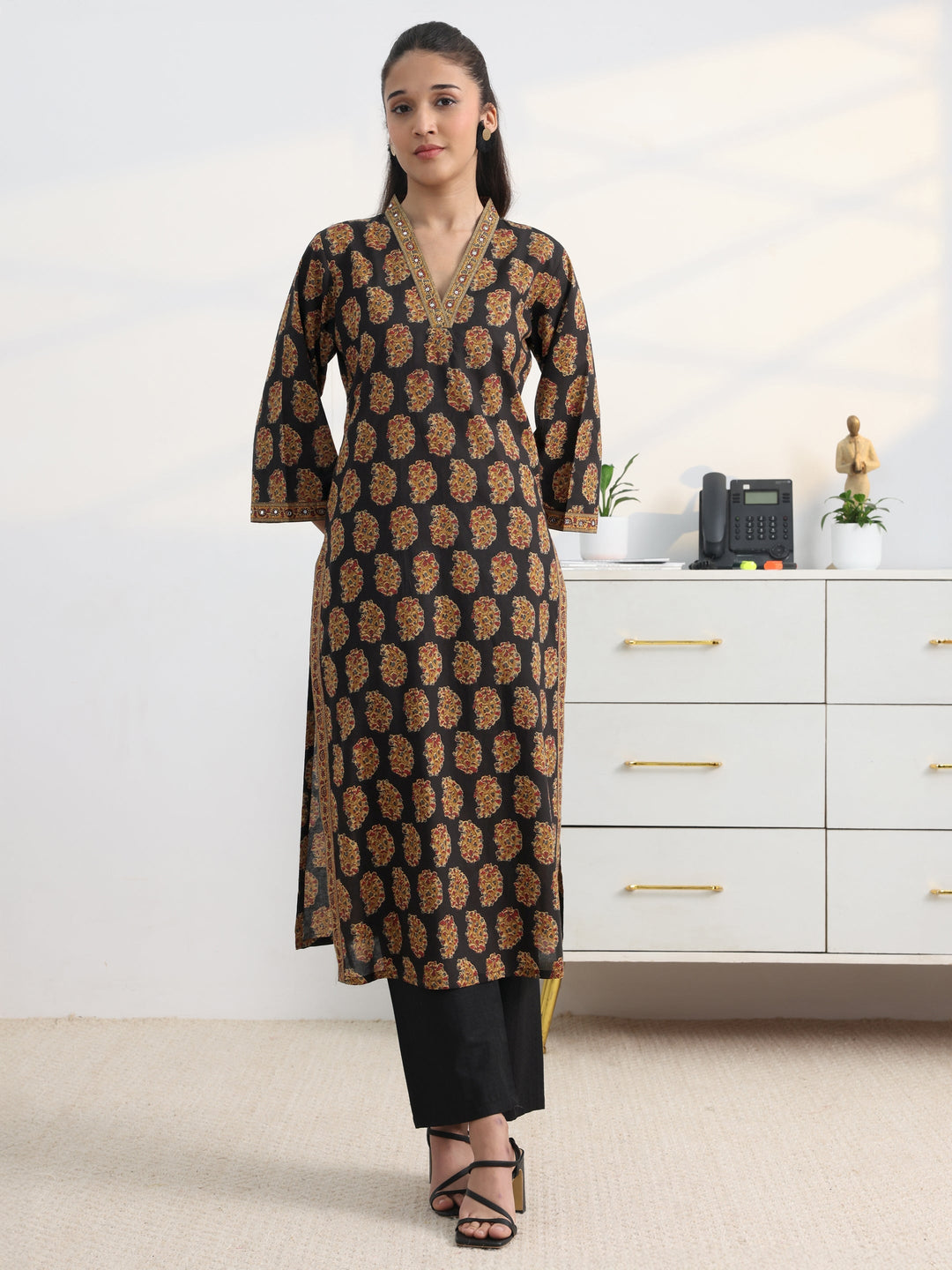 Black Paisley Printed Cotton Blend Straight Kurta