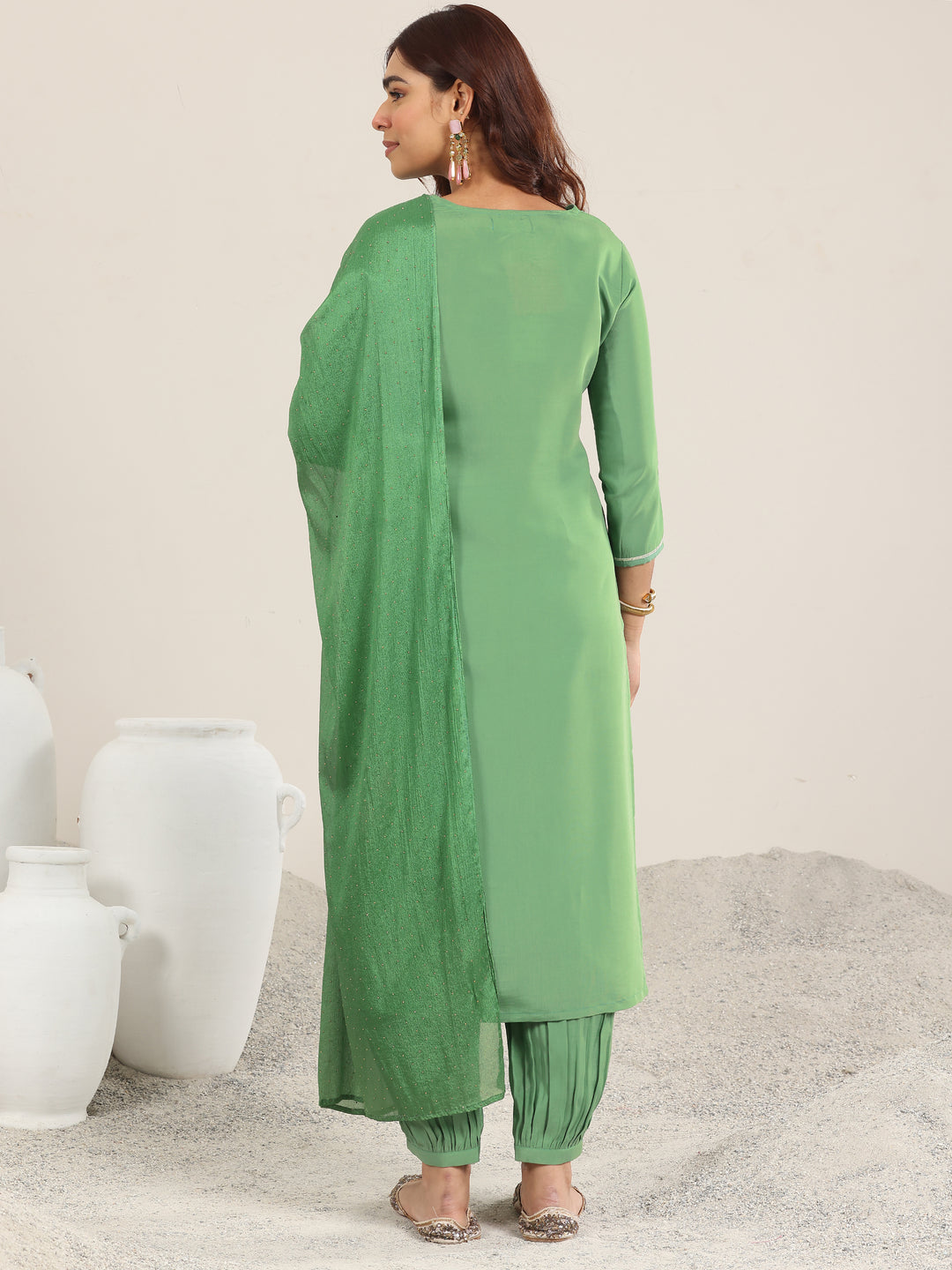 Green Embroidered Silk Blend Straight Suit With Dupatta