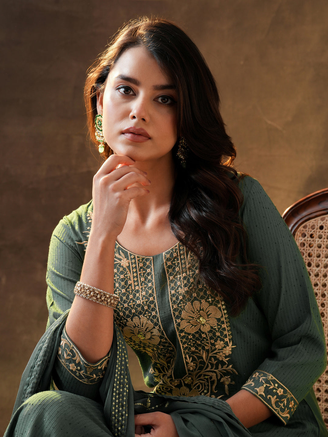 Green Embellished Silk Blend Straight Suit Set With Dupatta